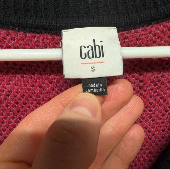 CABI (Small) Rococo Floral V-Neck Sweater Pink Black Floral Valentine's Day 4102 - Picture 4 of 6